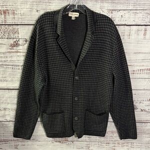 Crosby & Howard Gray Checkered Cardigan